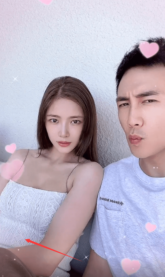 杜淳老婆分享美照,生完孩子一年后,身体恢复到原来的样子_王灿_网友