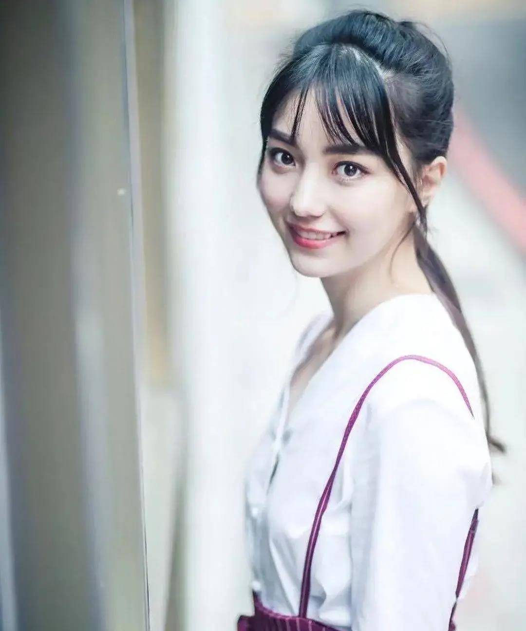 围棋天才美少女黑嘉嘉:"千年一遇美少女棋士"!_女子_高手_评价