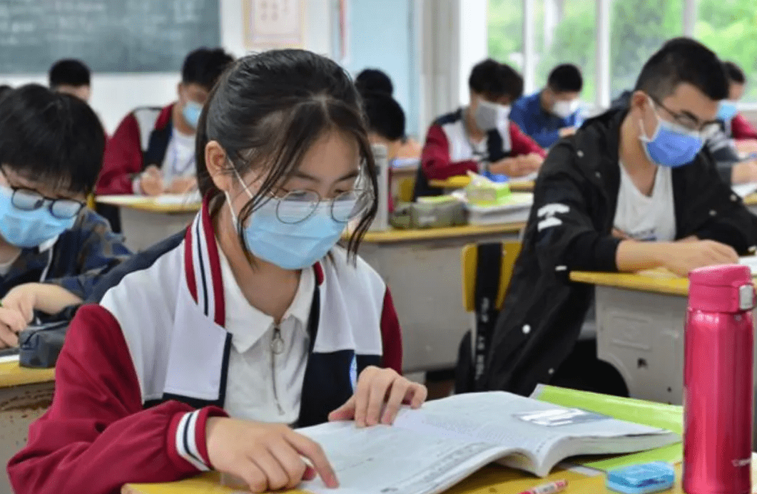 女子高中考試落榜_女子高中今年高考成績