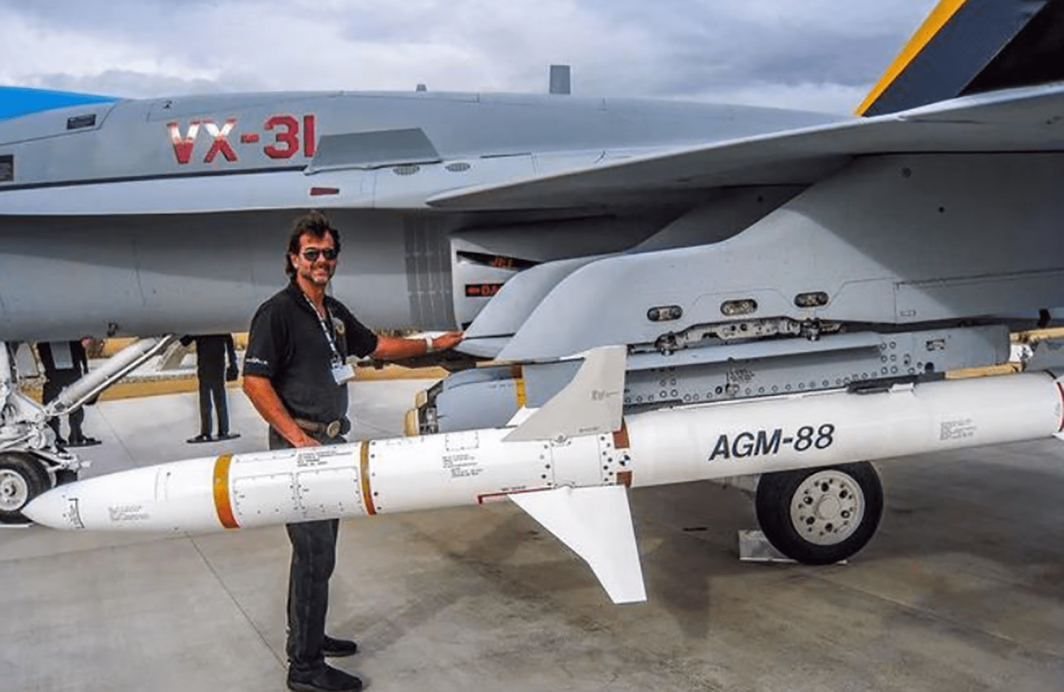 称已经向乌克兰空军转交了反辐射导弹