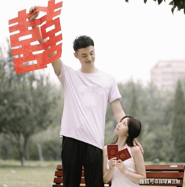 年少退役被沈琼力邀复出,焕发事业第二春_郭成_上海男排_中国男排