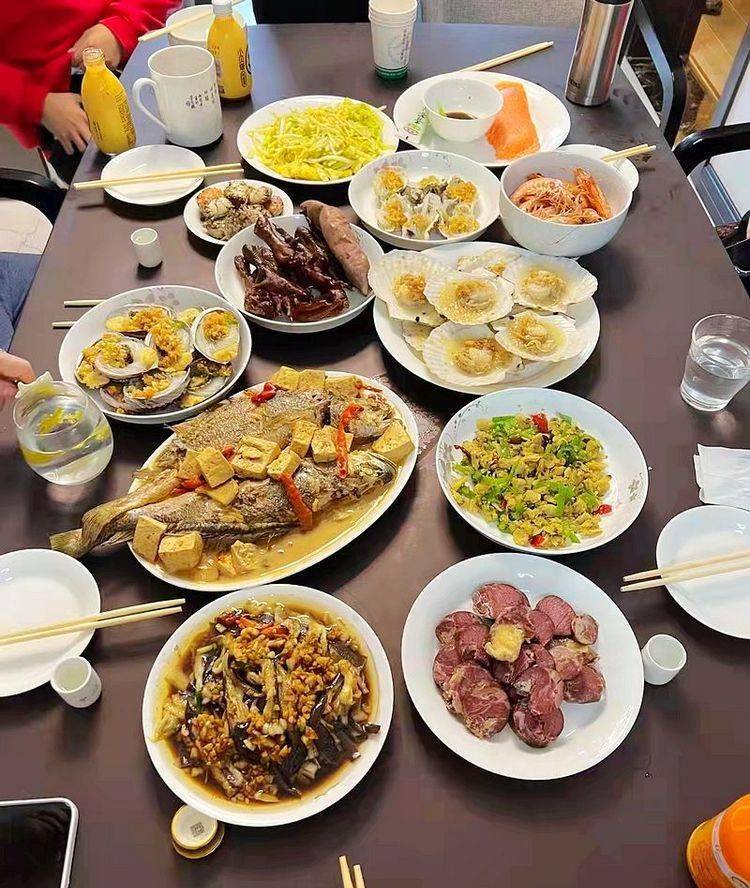 原创虎虎生威年夜饭12家年夜饭大比拼看哪家能上榜