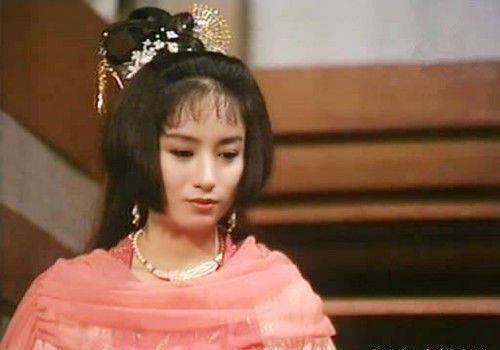曾是最矮港姐冠军,一婚嫁丑男生3女却被抛弃,二婚再嫁终获幸福_谢宁