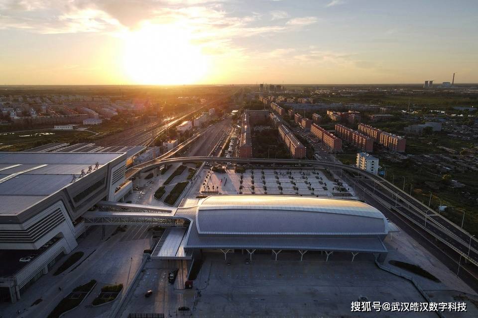 【亮眼建筑】大庆西城公路客运综合枢纽站_设计_功能_广场