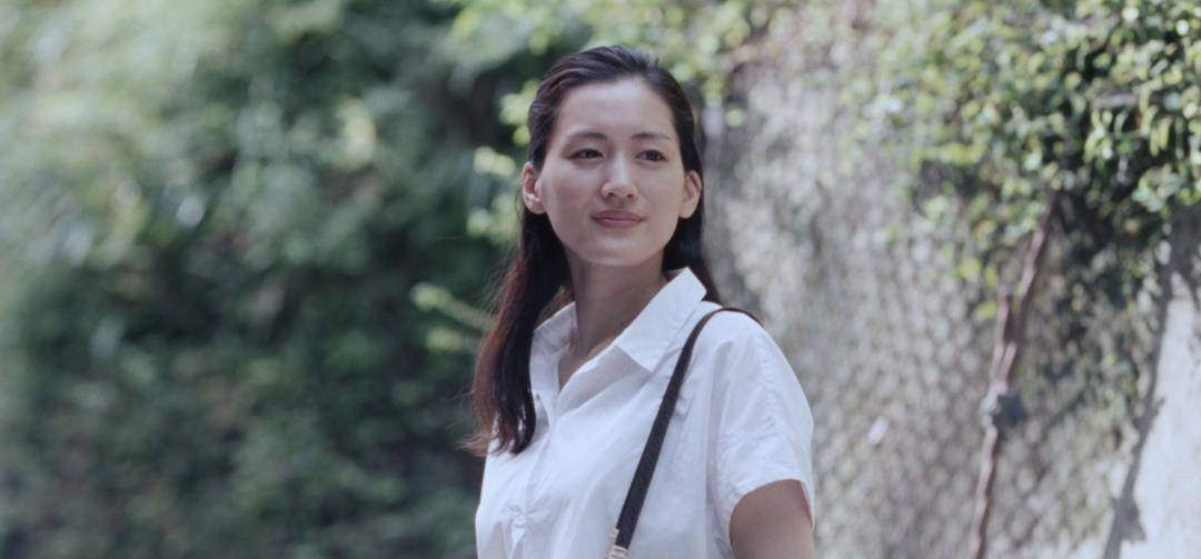 长泽雅美8.8分治愈系片《海街日记》:四姐妹同居_电影_樱花_生活