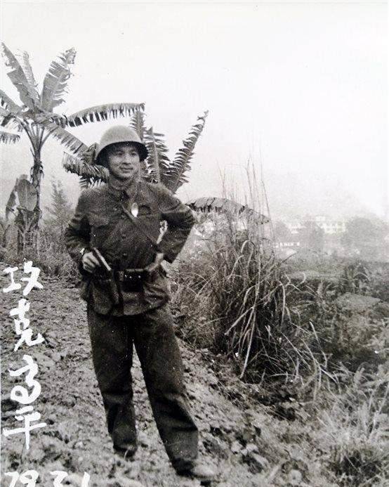 韩怀智中将,《高山下的花环》里雷军长的原型之一,其子也是少将_工作