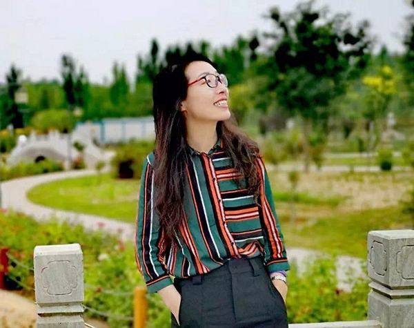 苗雨时:河北女诗人十人论|伊蕾,李南,胡茗茗,施施然,幽燕,青小衣