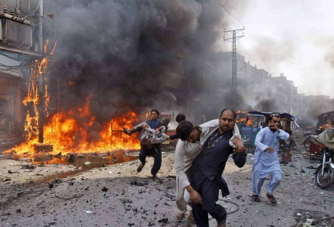 美国和俄罗斯也早就有所准备中,东地区已经发生过四五次中东战争了