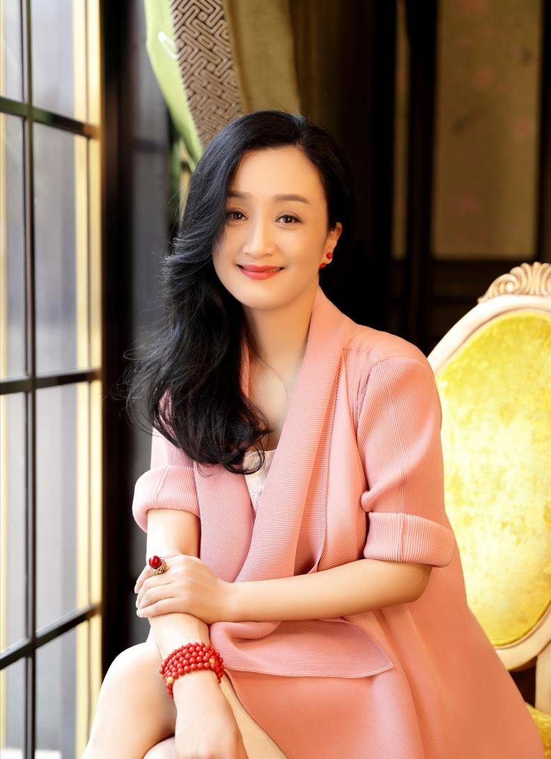 女演员杨昆的年龄图片