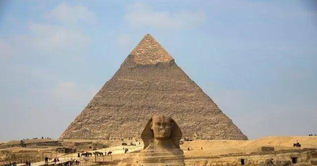神秘的金字塔到底是怎么建造的？现代人重新造一座需要多少成本？