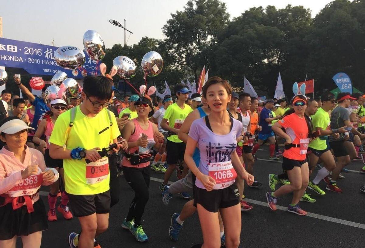 "假跑女王"罗茜:靠乘地铁获得马拉松金牌,事后仍拒绝归还奖牌_比赛