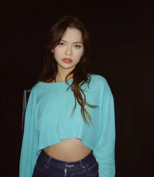 alrocco_naomi_因为