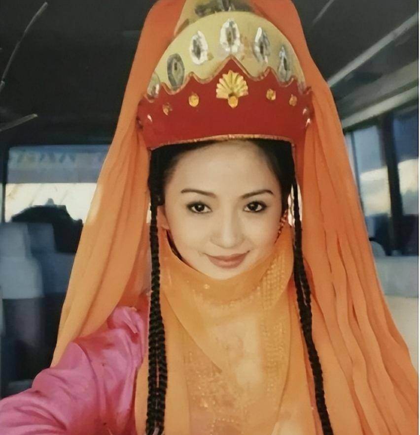著名演员刘丹,去世22年后,父亲和兄弟相继去世,母亲的坚持让人哭泣
