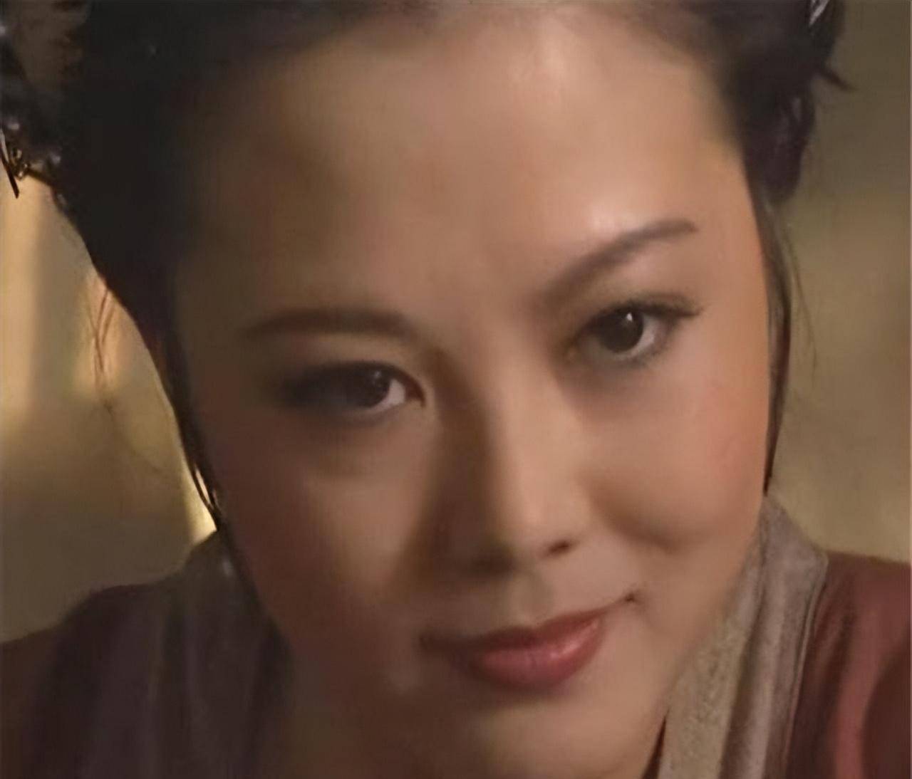 "最美孙二娘"梁丽:从女一号到通缉犯,她的人生经历了什么?