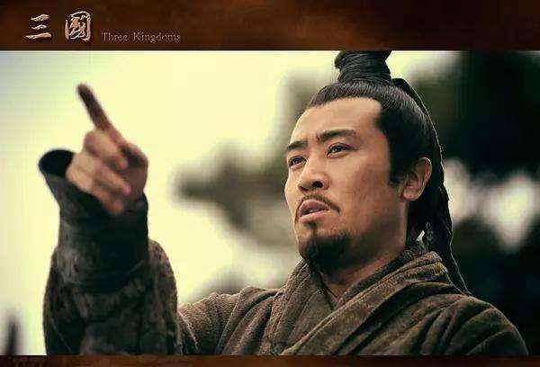“汉中”刘备的心腹爱将，但诸葛亮却不敢重用，死后还让人灭其三族