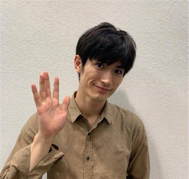 三浦春马 又一个被父母坑惨的明星 母亲 工作 关系