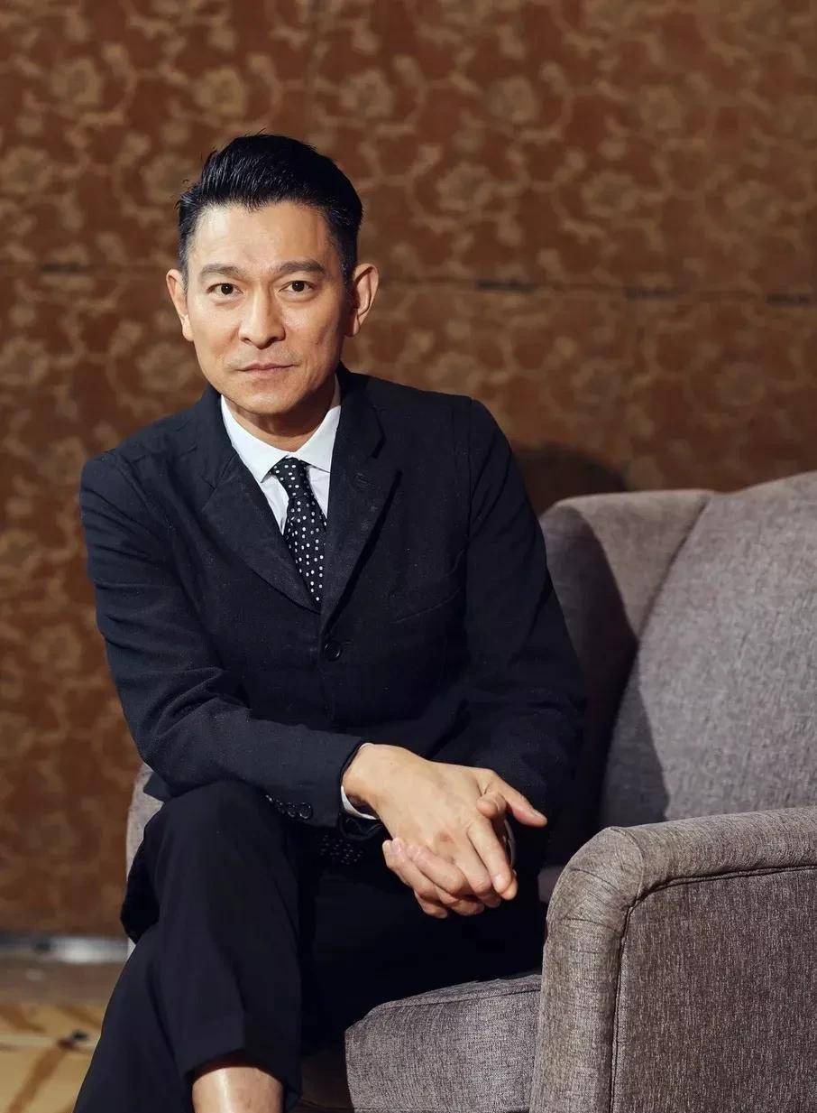十七岁时,他叫刘福荣_刘德华_首歌_时候