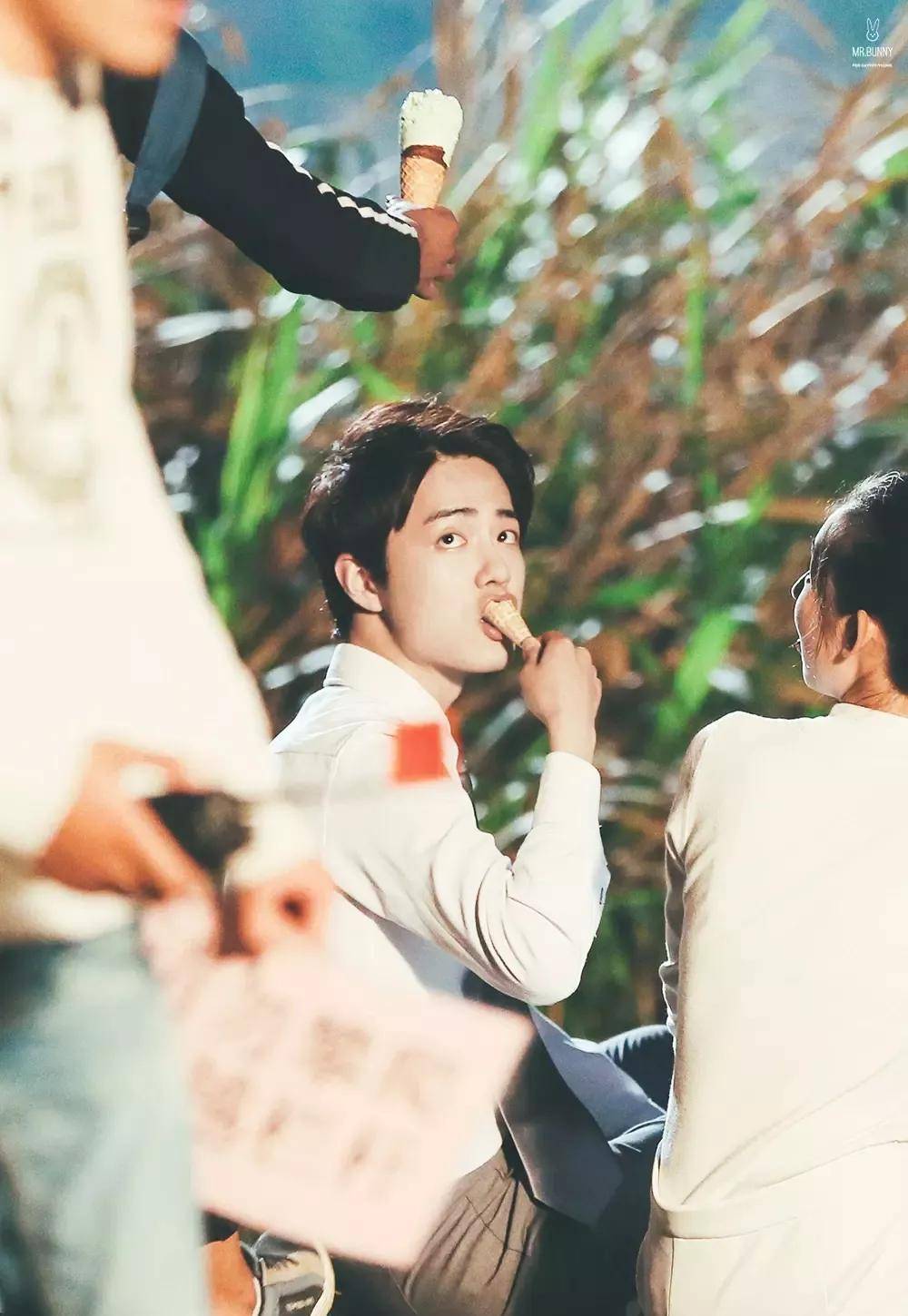 方也许妈粉的心头好,懵懂又傲娇,很有养成系既视感_肖战_夫人_见证