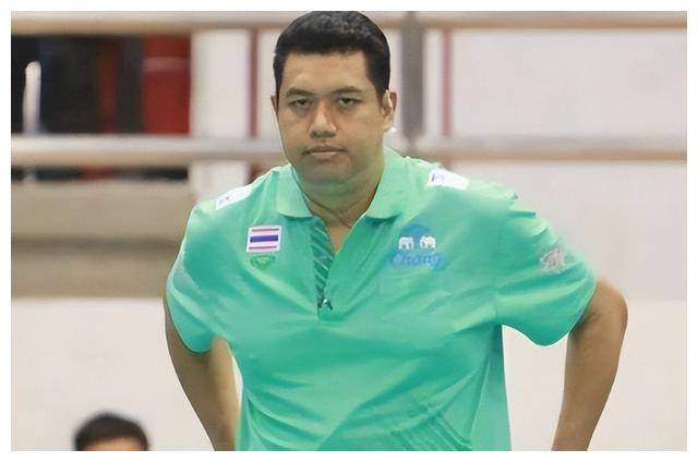 冯坤:郎平是师姐,被陈忠和看重,退役后的选择令人诧异_排球_教练_名单