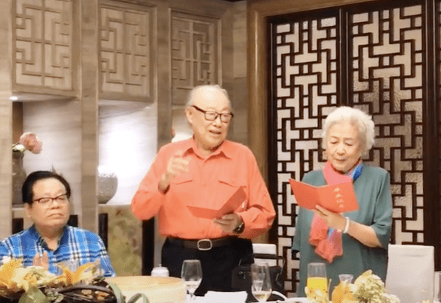 国家一级演员张目去世，一周前还与妻子谢芳露面演唱，好友透露去世细节_夫妻_丈夫_电影