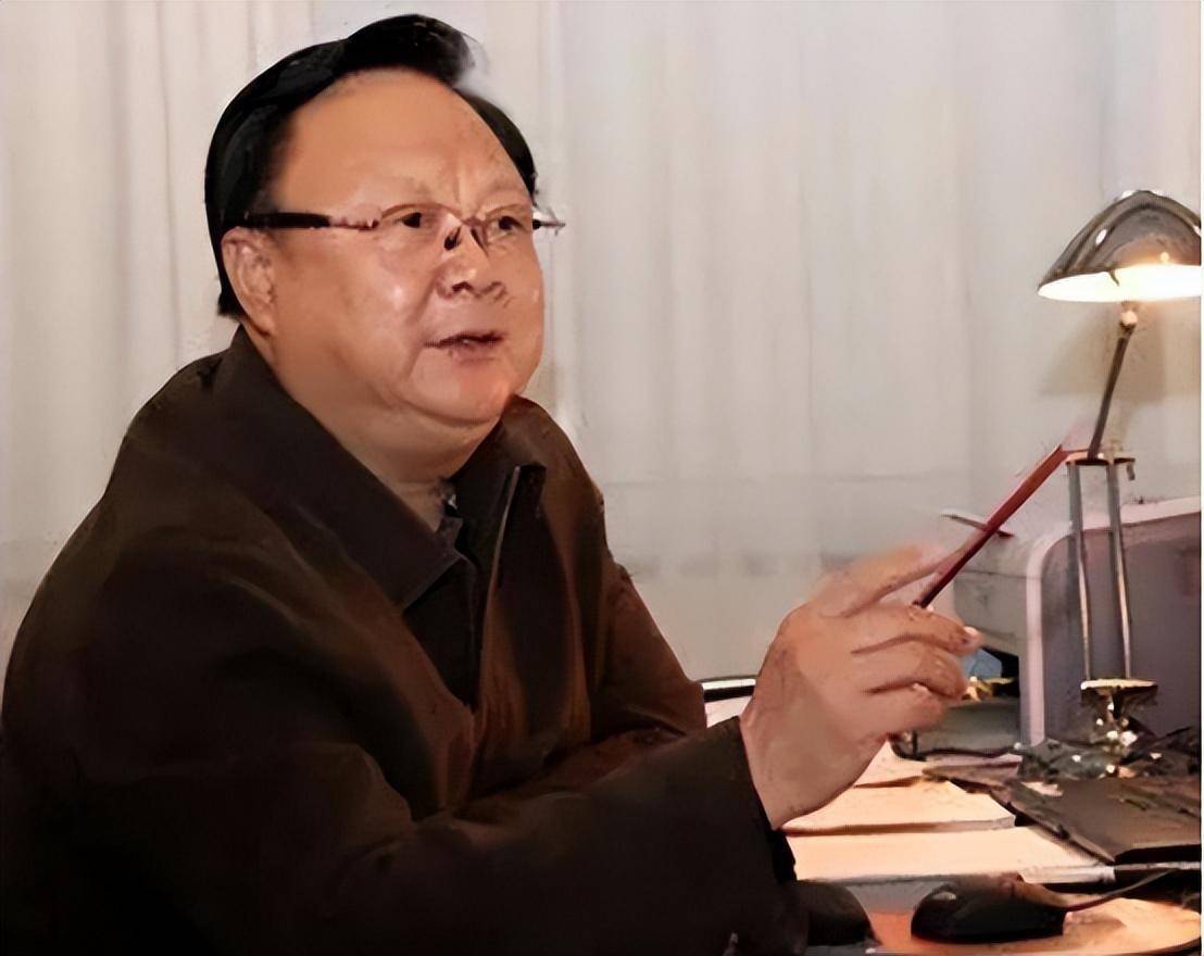 刚上任的陈光很快就发现,诸城市的财政收入,竟然连普通员工最基本的