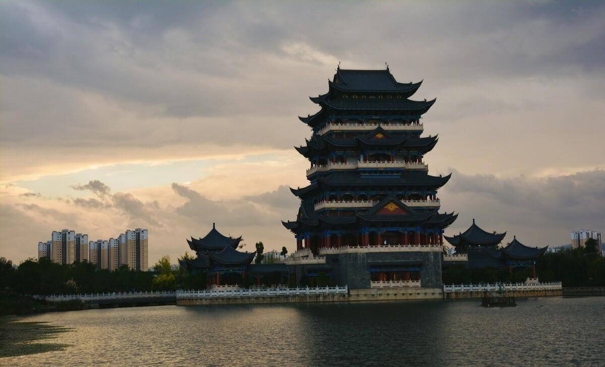 保山:国产小粒咖啡的诞生地,小资情怀的照妖镜_云南_城市_进口