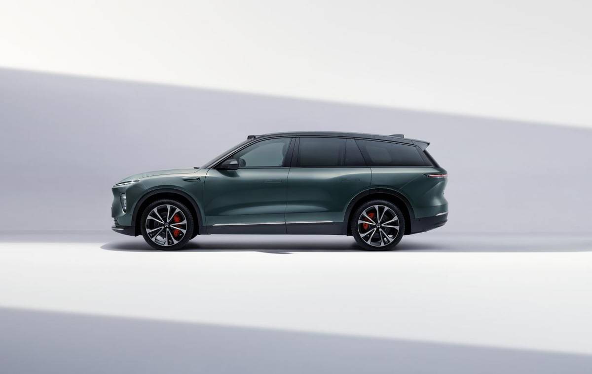 原创
                蔚来新品发布会举行，全新ES8携手EC7年底压轴登场2