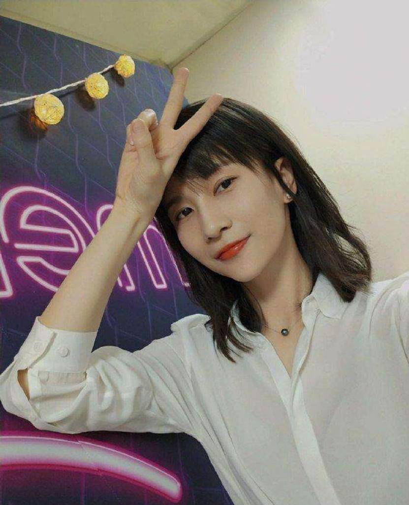 网红成贬义词的现在,李子柒凭什么成第一人,谁还记得芙蓉姐姐?