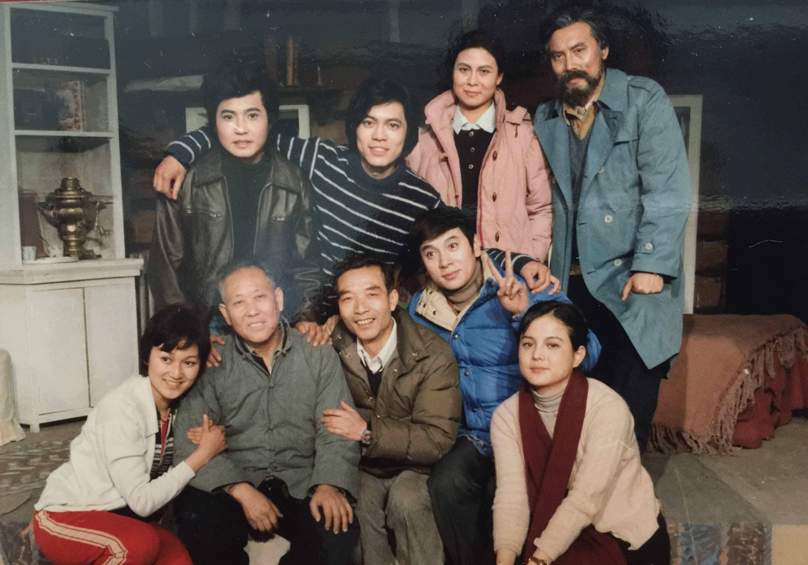 不只是他,张光北父亲去世前也是他们一起相聚.