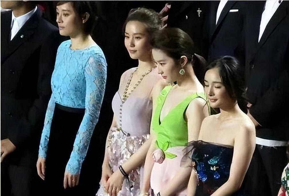 刘亦菲的妈妈刘晓莉两婚两离,至今单身,长得比女儿还漂亮_安少康_舞蹈