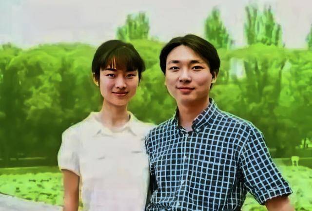 "国脸"康辉:丁克24年幸福背后有遗憾,热爱他的家乡