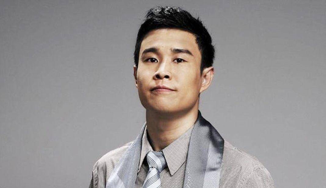 徒弟现状:直播卖货被骂,接廉价商演,演烂片,都是心酸_赵家班_王金龙