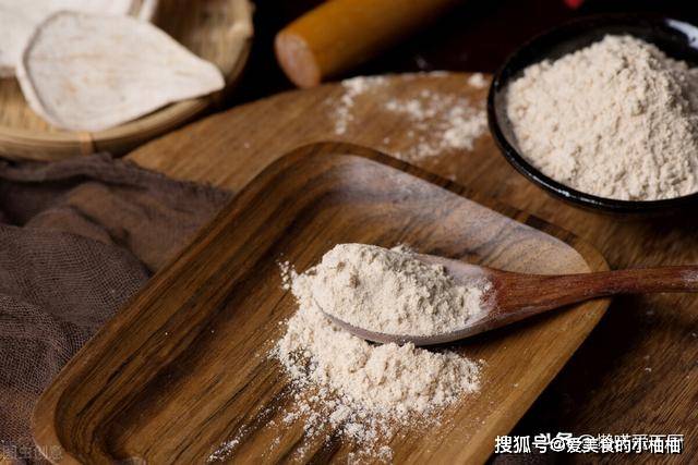 “土豆淀粉”和“玉米淀粉”有啥区别？挂糊用哪种？学会别再用错_食物_食材_原料