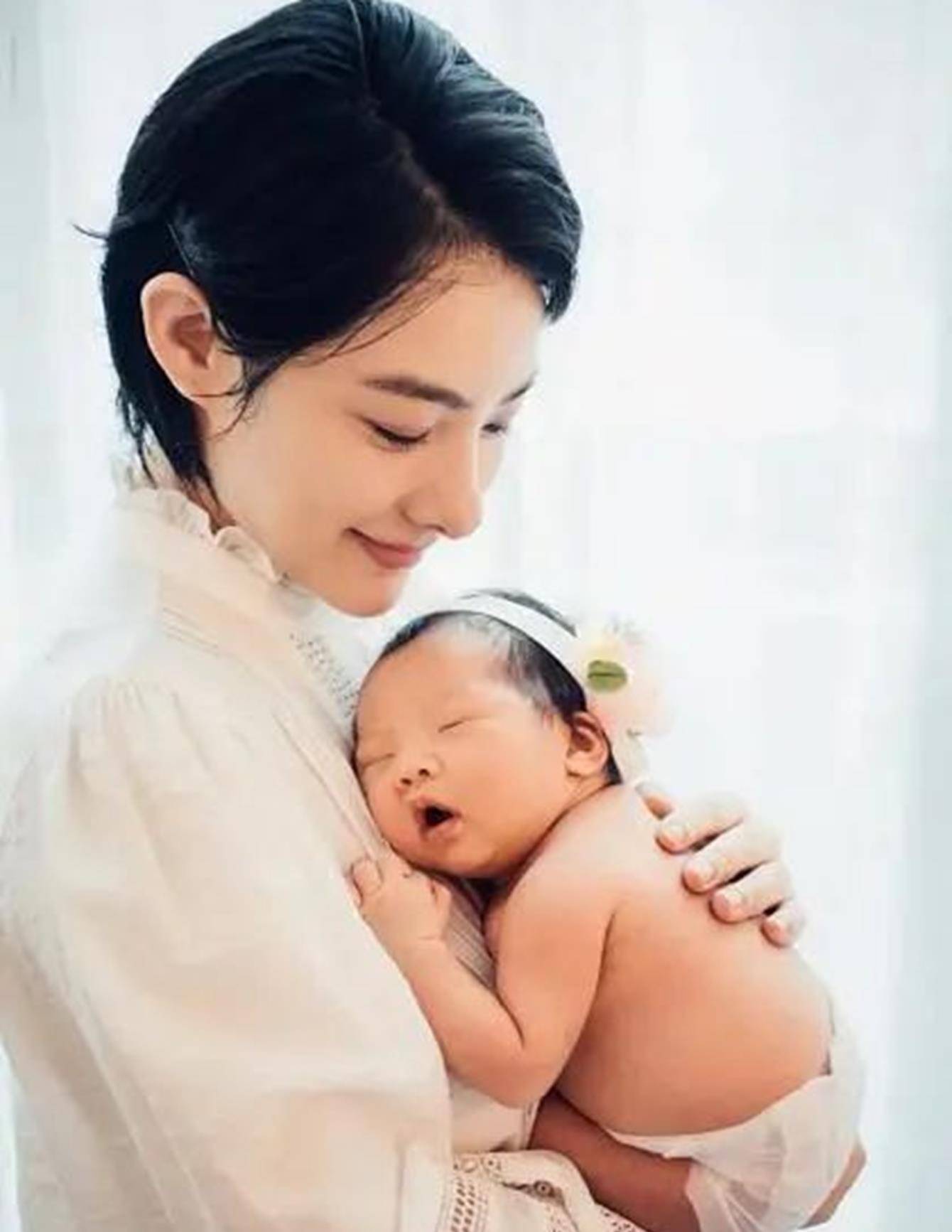 刘璇晒女儿正面照,曾是体操冠军,坦言结婚是一时冲动_王弢_人生_孩子