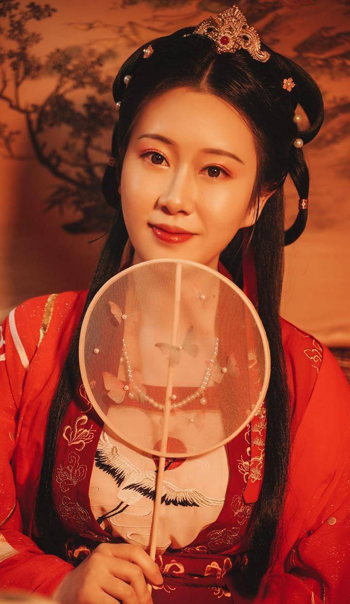 critty/熙影,代表作:《杏花弦外雨》《不谓侠》《仙踪》这是入坑的一