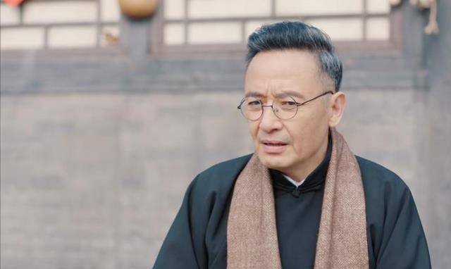 老戏骨侯长荣:与妻子相遇《红楼梦》,闪婚37年恩爱如初有何秘诀_感情