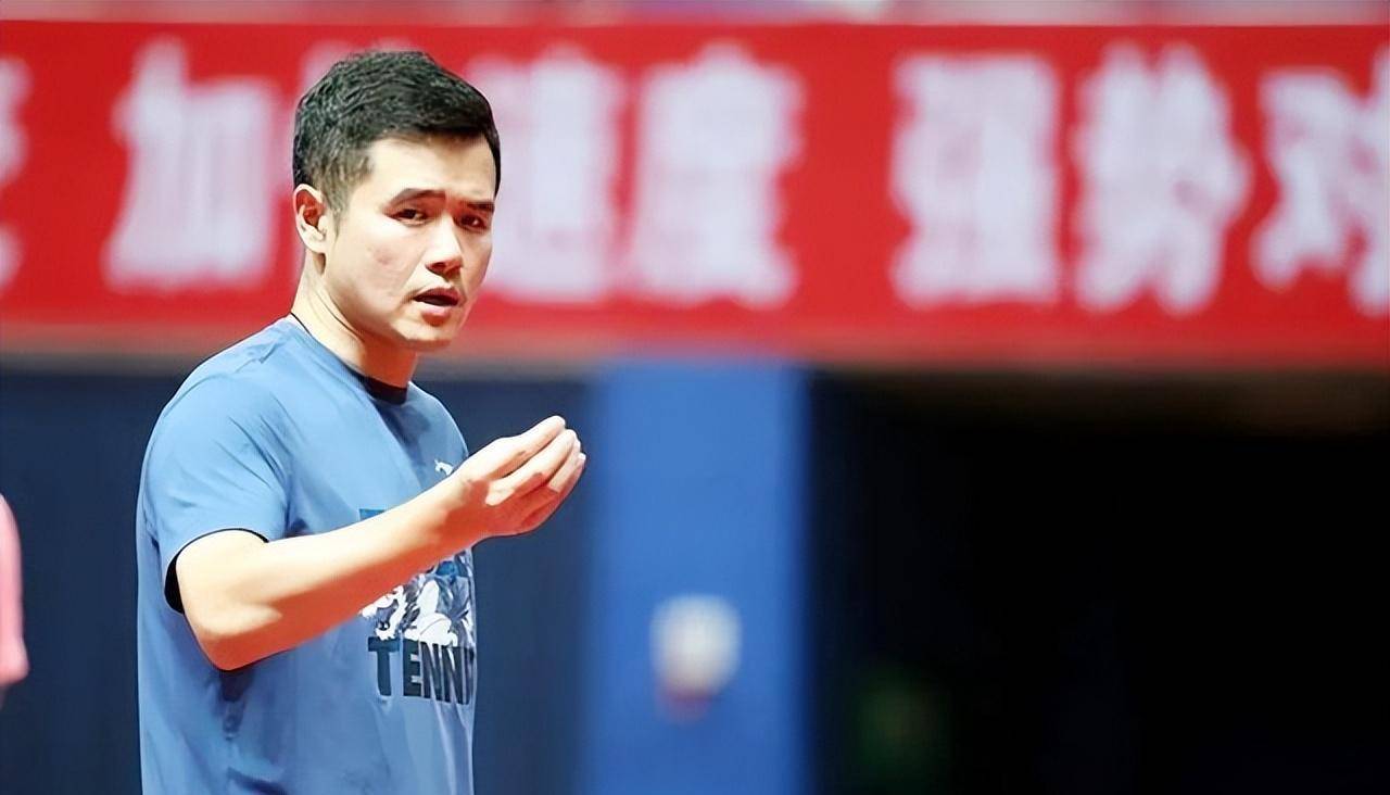 国乒刘国正:受伤后前女友与他分手,退役娶小9岁舞蹈出身的师妹_金泽洙