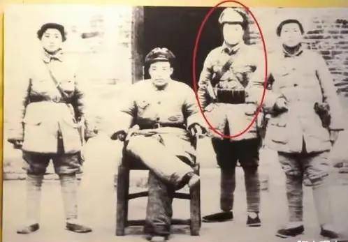 “太原”90岁抗日英雄，档案丢失无法获优待，指着博物馆照片：这就是我