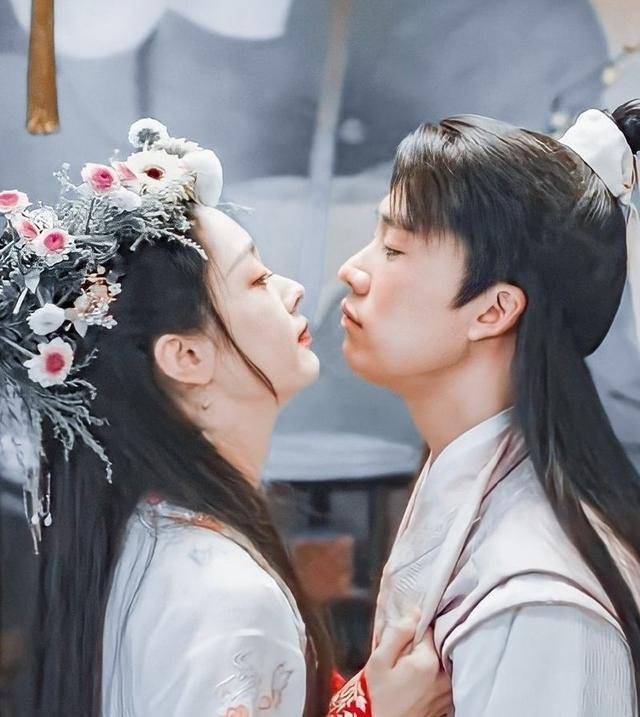 郭麒麟本尊回应来了_蒋依依_女子_丁笑滢