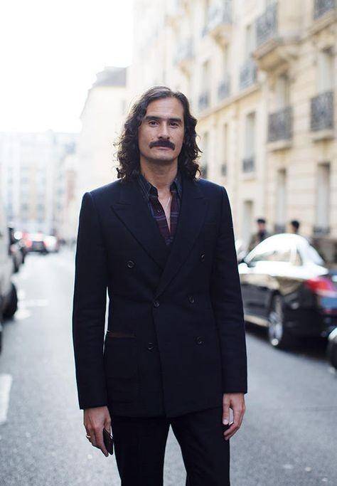 性造型,具体来说是意大利邪教恐怖片和犯罪片《灰丝绒上的四只苍蝇》