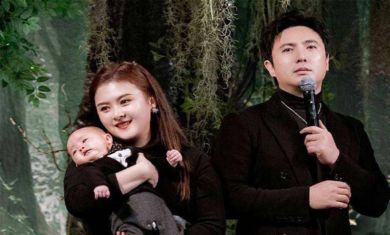 沈腾为儿子庆生,妻子身材过200,"为什么不能比翼双肥?