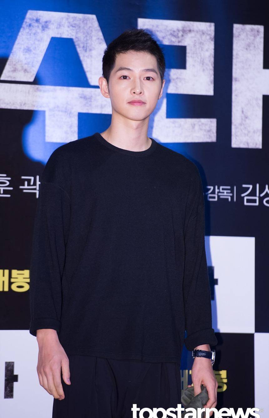 过着相当低调的生活,鲜少出现在荧光幕前,让许多人好奇宋仲基的近况