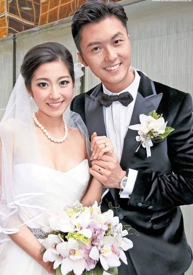 近年屡被传出与视帝老公王浩信婚姻亮红灯,两人于2011年5月结婚并育有