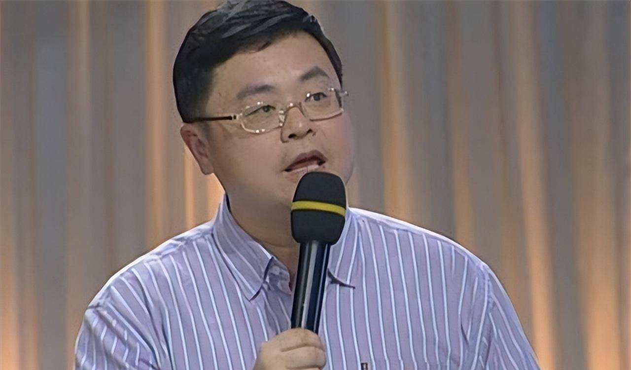 10年前,被父亲逼迫零下13度裸跑的4岁小男孩,如今他有何成就_何烈胜