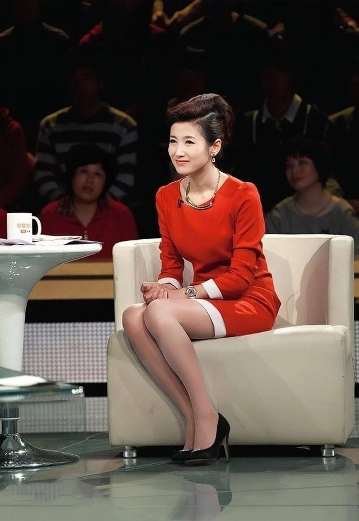 春妮:肤白貌美的北京台一姐,最终还是嫁给了爱情_郭德纲_节目_北京