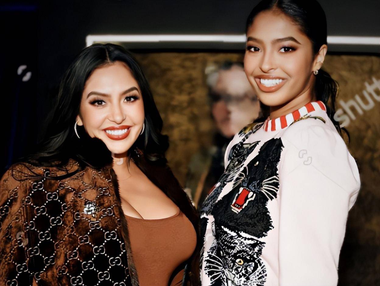 19岁发育成熟,240斤身材傲人,继承瓦妮莎绝美颜值_娜塔莉亚_体重_nba