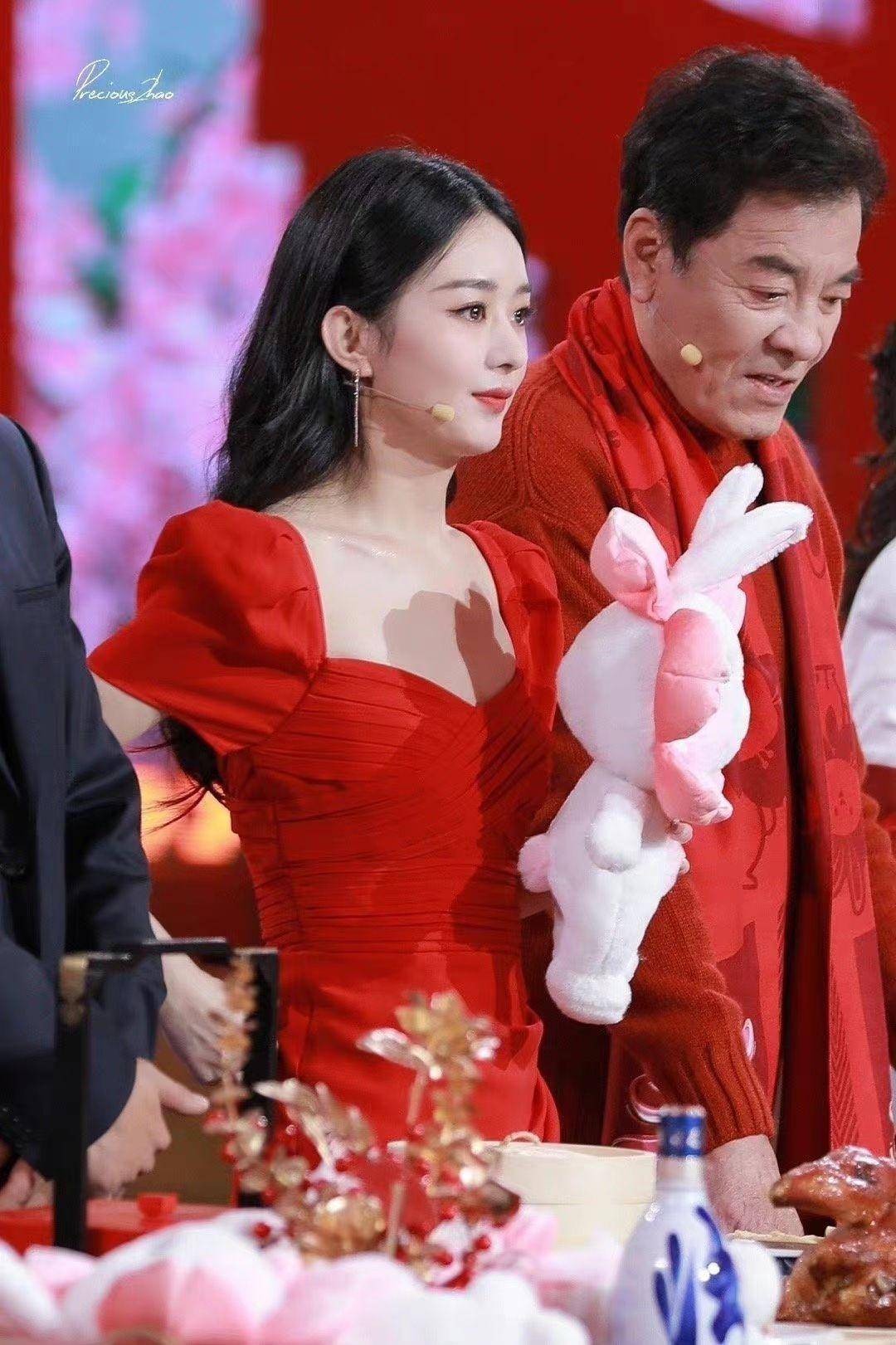 赵丽颖又封神了!