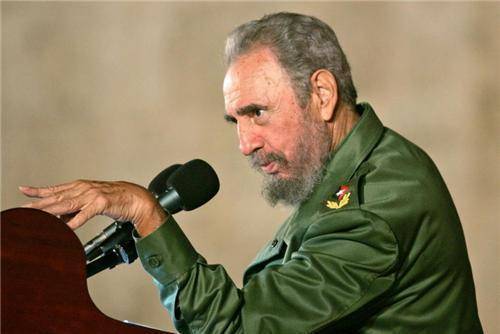 美国在古巴的控制力便逐渐地瓦解,他成为了对抗反美独裁的精神领袖