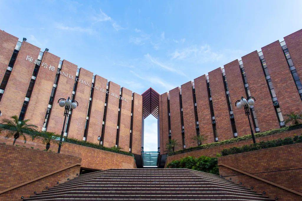 走进香港理工大学,艺术感十足的"红砖院校"!_工作_中国香港_管理