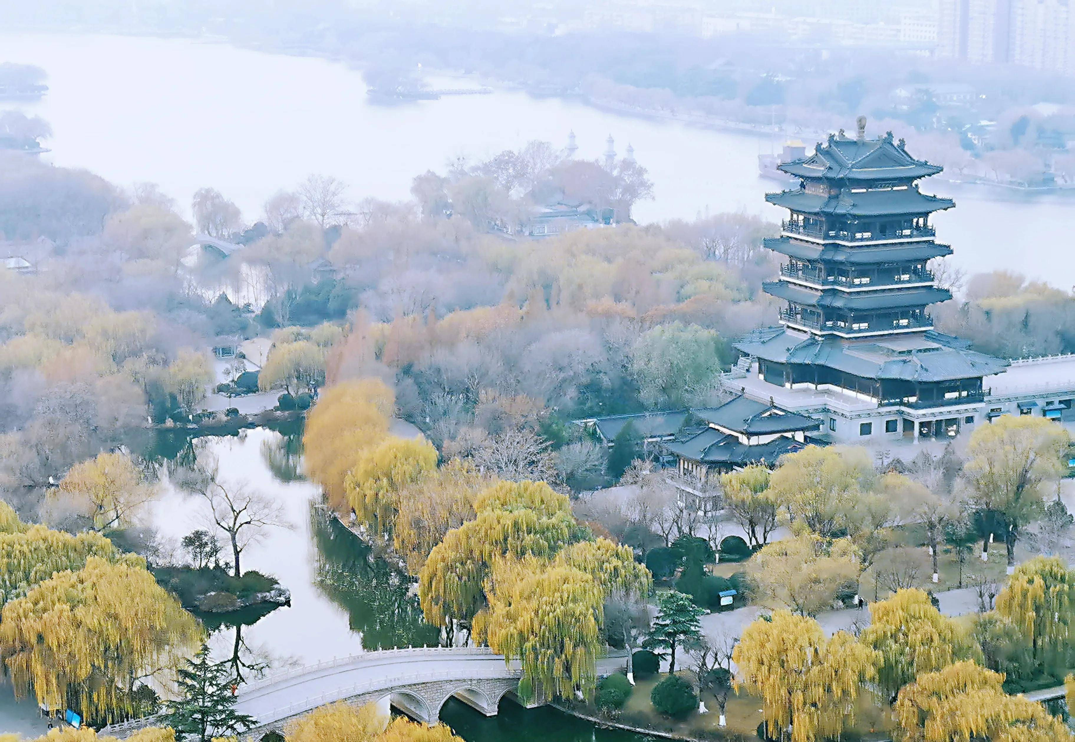 济南大明湖冬季图片图片